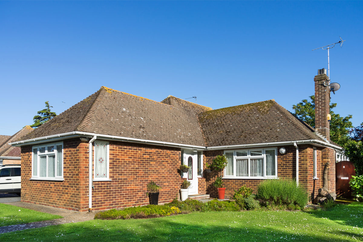 English high-roof bungalow